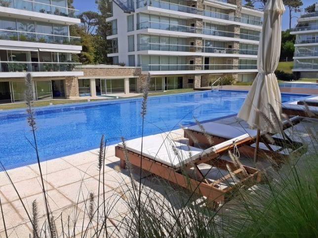 Penthouse en alquiler en Rincón del Indio a pocos metros del mar